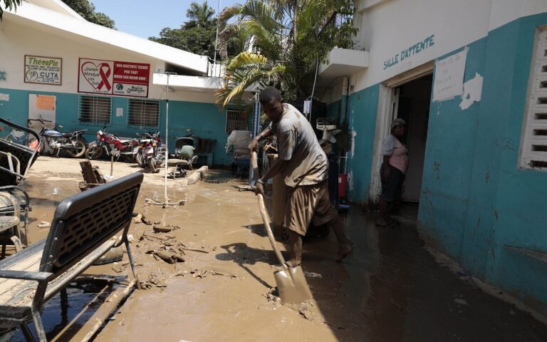 Αϊτή: Τουλάχιστον 42 νεκροί και χιλιάδες εκτοπισμένοι εξαιτίας πλημμυρών