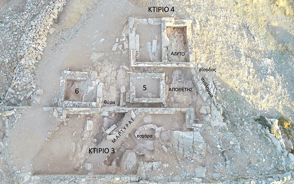 Κύθνος: Σημαντικά ευρήματα έφεραν στο φως οι ανασκαφές στο Βρυόκαστρο (εικόνες)-2