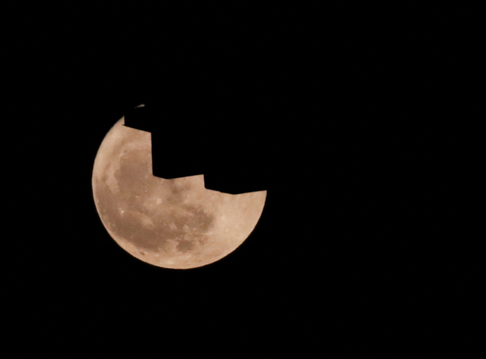 Υπερπανσέληνος Ιουλίου: Νυχτερινή φαντασμαγορία σε όλο τον κόσμο από το «Φεγγάρι του Ελαφιού»-14