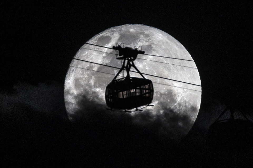 Υπερπανσέληνος Ιουλίου: Νυχτερινή φαντασμαγορία σε όλο τον κόσμο από το «Φεγγάρι του Ελαφιού»-10