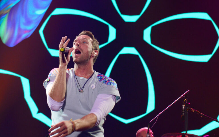 Εξι ώρες στην «ψηφιακή ουρά» για τους Coldplay