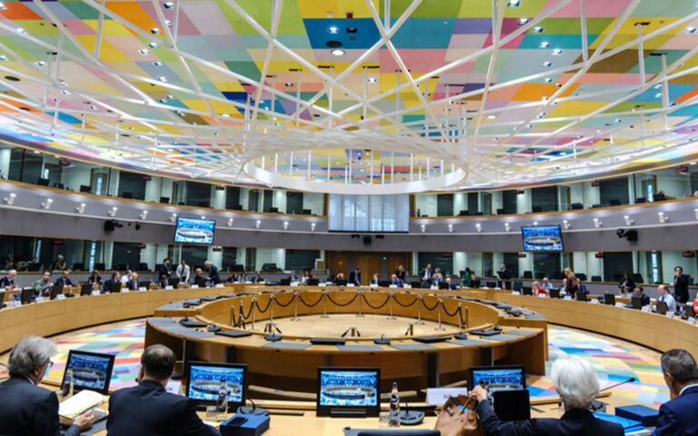 Eurogroup: Σε «σημείο καμπής» τα οικονομικά – Θα καταργηθούν μέτρα στήριξης