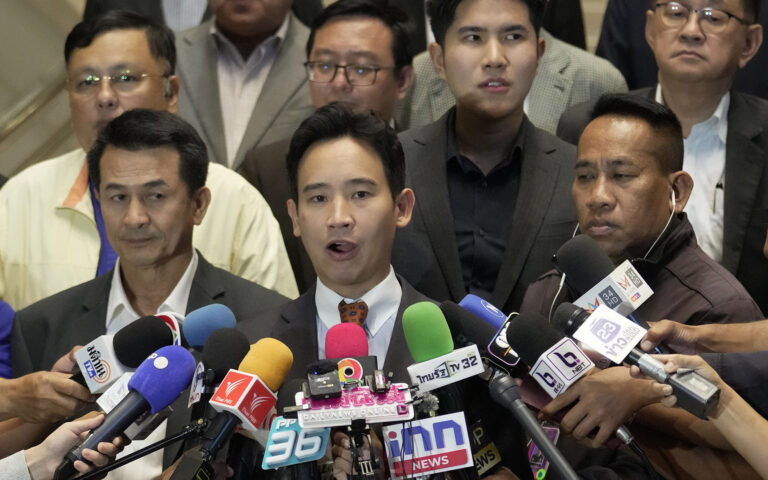 Ταϊλάνδη: Το συνταγματικό δικαστήριο ανέστειλε τη βουλευτική ιδιότητα του ηγέτη της αντιπολίτευσης