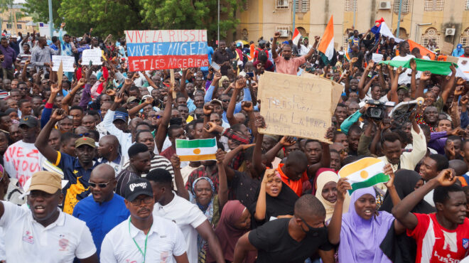 νίγηρας-διαδήλωση-υπέρ-των-πραξικοπη-562552579