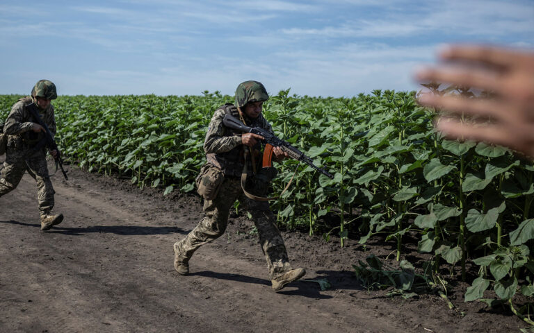 Ουκρανία: Σταδιακή προώθηση του στρατού – Τι υποστηρίζει ο αρχιστράτηγος