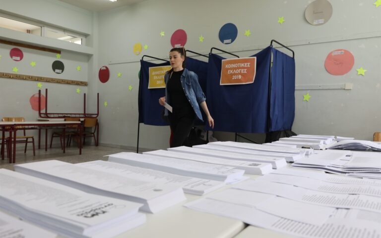 Αυτοδιοικητικές εκλογές: Στην «ουρά» οι υποψήφιοι