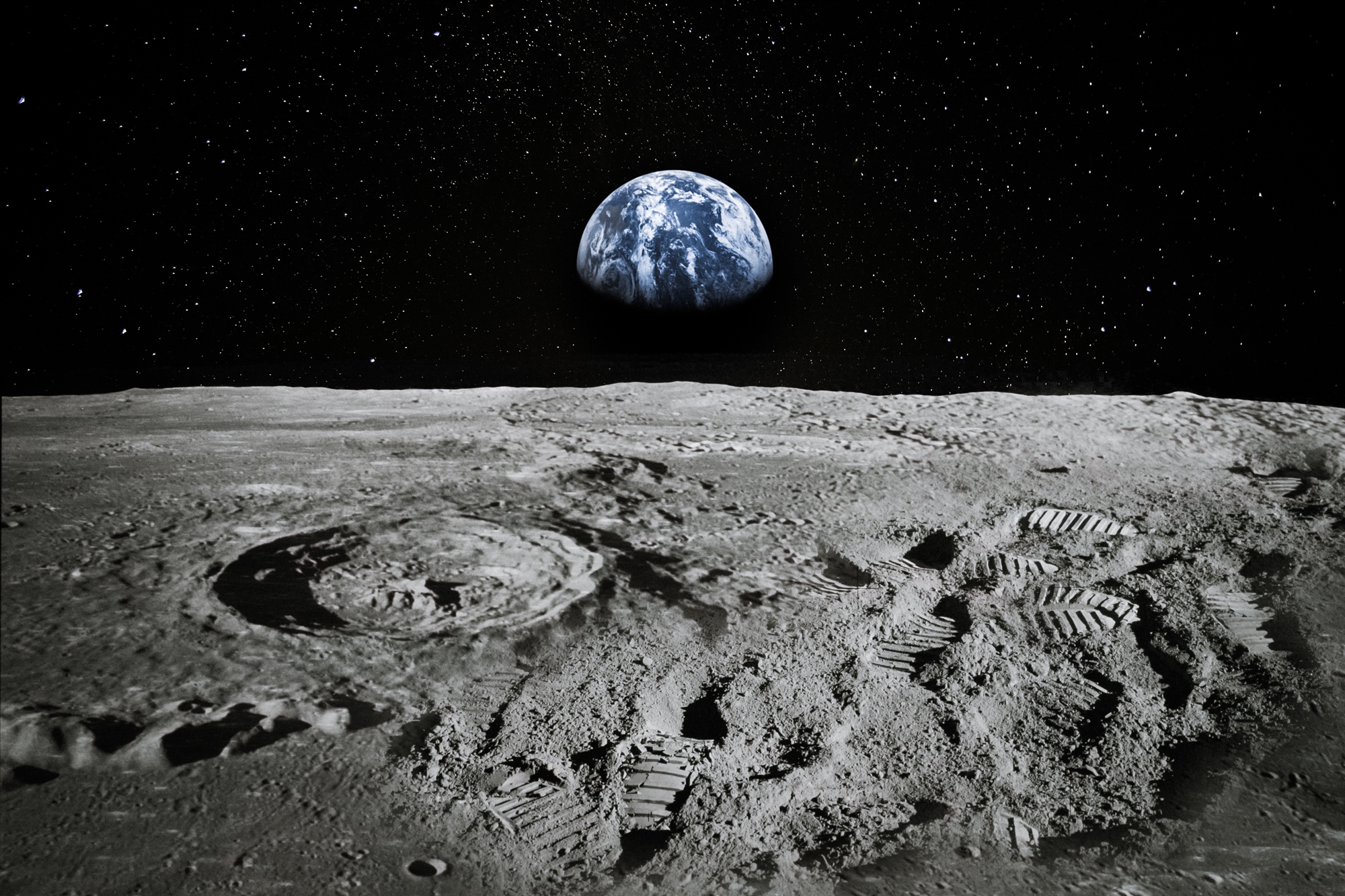 Про космос луна. Поверхность Луны. Луна в космосе. Лунная поверхность. Снимки Луны.