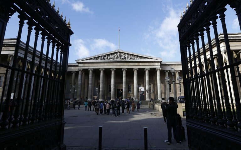 Αποχωρεί «μέχρι νεωτέρας» ο υποδιευθυντής του Βρετανικού Μουσείου