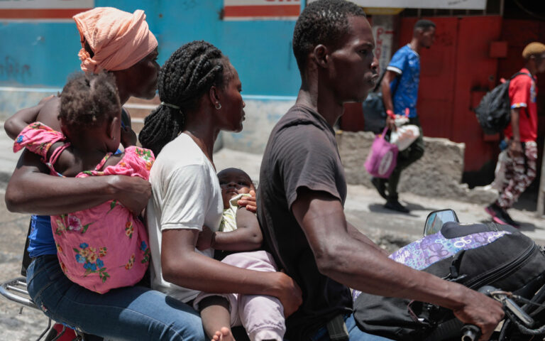 Αϊτή: Τουλάχιστον 30 νεκροί από επιθέσεις συμμορίας