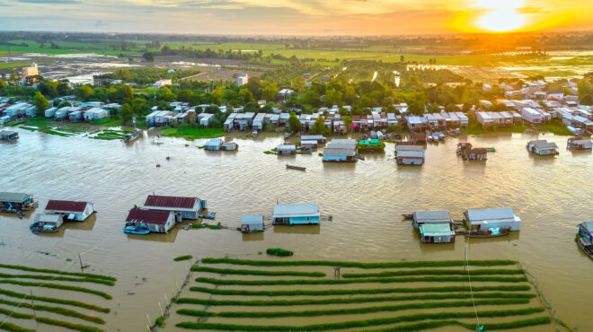 βιετνάμ-οκτώ-νεκροί-εξαιτίας-πλημμυρ-562557079