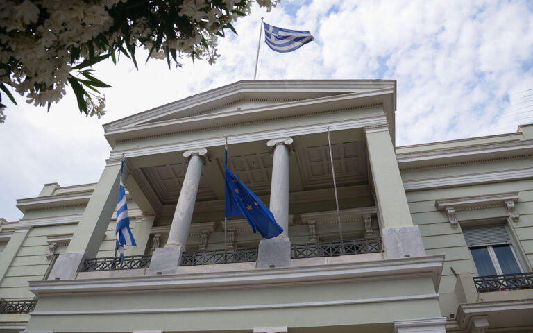 ΥΠΕΞ προς πρόεδρο Κροατίας: Στην Ελλάδα λειτουργεί κράτος δίκαιου