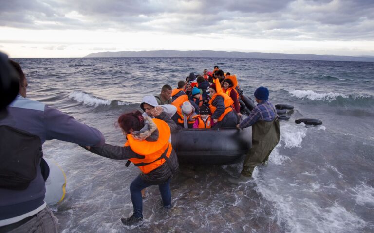 Μ. Βέμπερ – Β. Μεϊμαράκης: «Οι μεταναστευτικές κρίσεις δεν είναι αναπόφευκτες»