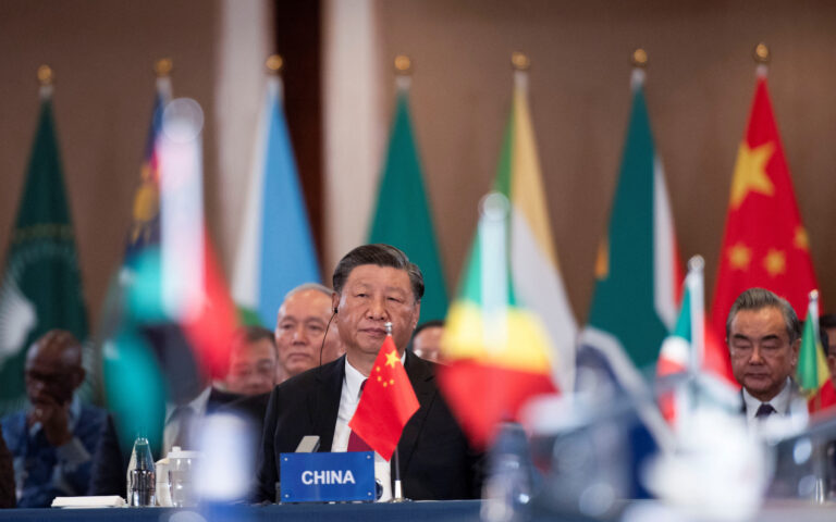 Είναι καλά (στην υγεία του) ο Κινέζος πρόεδρος;