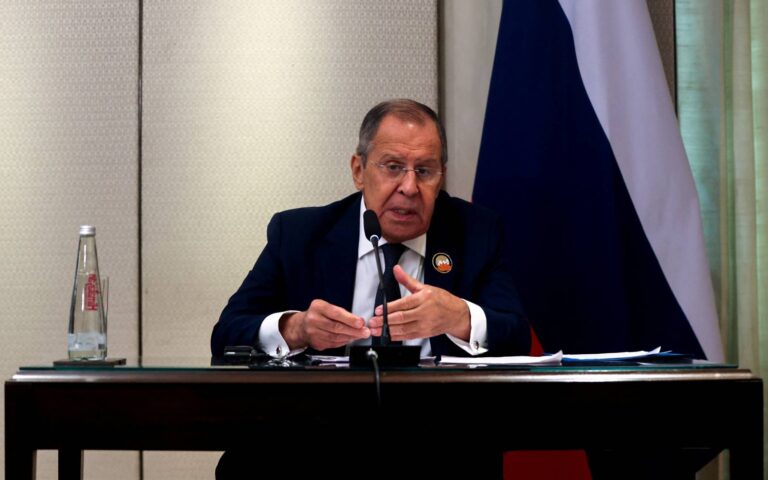 Λαβρόφ: «Μη ρεαλιστικές» οι προτάσεις Γκουτέρες για τη συμφωνία των σιτηρών