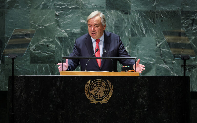 Γκουτέρες από ΟΗΕ: Ο κόσμος «παρασύρθηκε από έναν χείμαρρο ανισοτήτων και αδικιών»