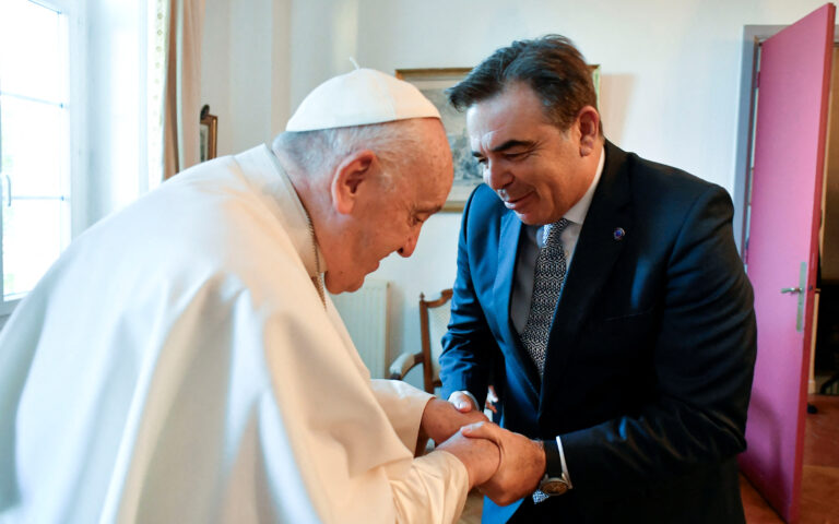Μεταναστευτικό: Συνάντηση Πάπα Φραγκίσκου και Μαργαρίτη Σχοινά
