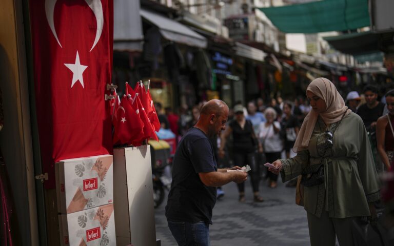 Τουρκία: Νέο άλμα στο εμπορικό έλλειμμα