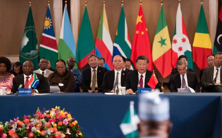 Η Ουάσιγκτον δεν μπορεί πλέον να αγνοεί την ομάδα των BRICS