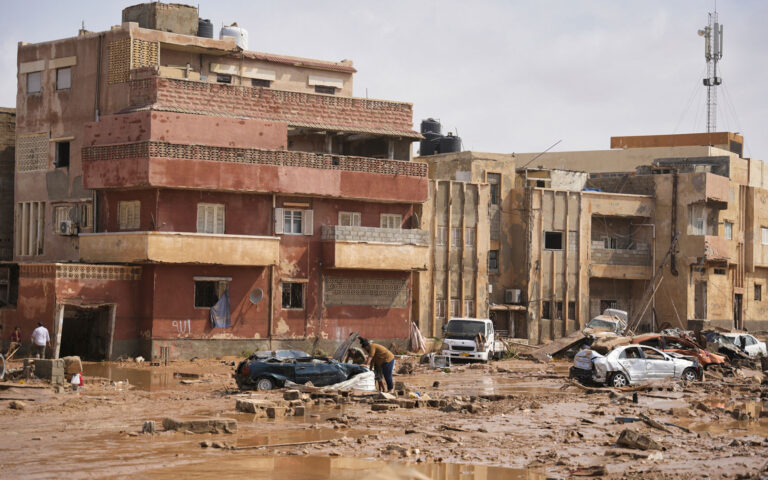 Εφιάλτης δίχως τέλος στη Λιβύη: Πάνω από 3.000 οι νεκροί, τουλάχιστον 10.000 οι αγνοούμενοι