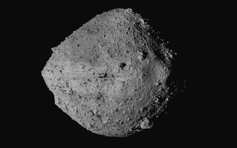 Η ΝASA φέρνει στη Γη το μεγαλύτερο δείγμα από αστεροειδή