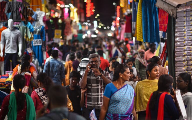 Η Ινδία, 3η μεγαλύτερη καταναλωτική αγορά έως το 2027