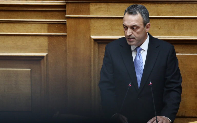 Αλαλούμ στους Σπαρτιάτες: «Στηρίζω τον Κασιδιάρη για τον Δήμο της Αθήνας», λέει τώρα ο Στίγκας
