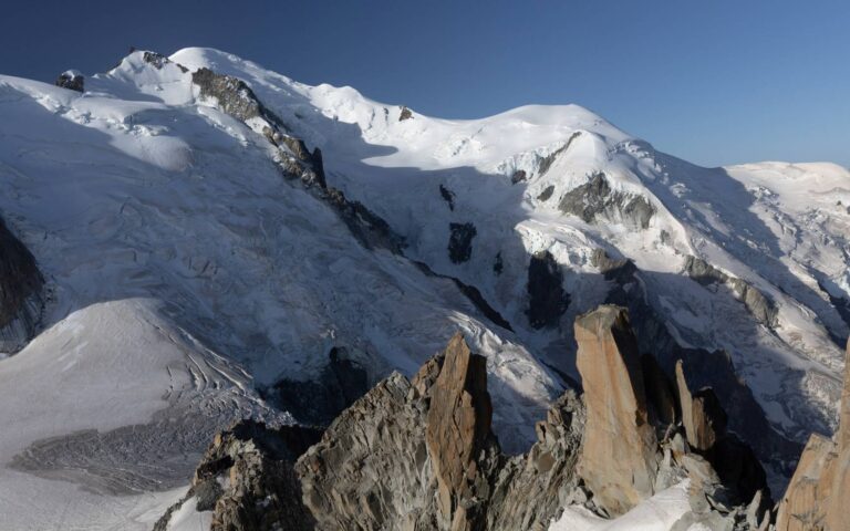 Mont Blanc: Η ψηλότερη κορυφή της Δυτικής Ευρώπης συρρικνώνεται