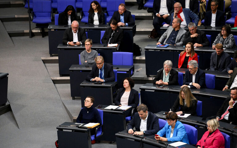 Γερμανία: Δέκα βουλευτές φεύγουν από το Die Linke