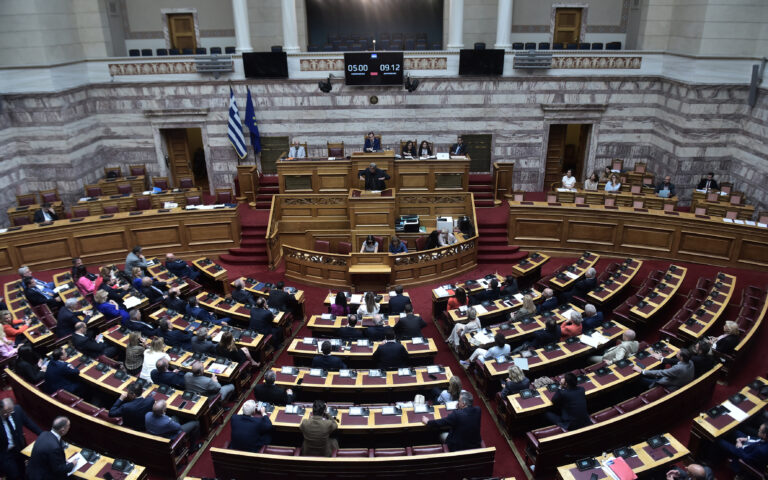 Δημοσκόπηση Pulse: Στις 18,5 μονάδες η διαφορά Ν.Δ. – ΣΥΡΙΖΑ