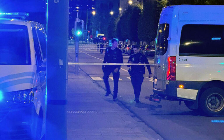 Δολοφονική επίθεση στις Βρυξέλλες: Συναγερμός για τρομοκρατικό χτύπημα – Ασύλληπτος ο δράστης