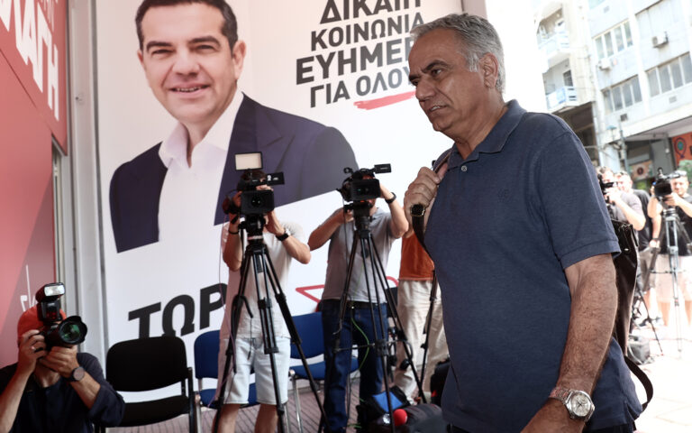 Σκουρλέτης: «Το “αδιαμεσολάβητα” του Κασσελάκη έχει στοιχεία μεταπολιτικής» – Τι συζητήθηκε στη συνδιάσκεψη της «Ομπρέλας»