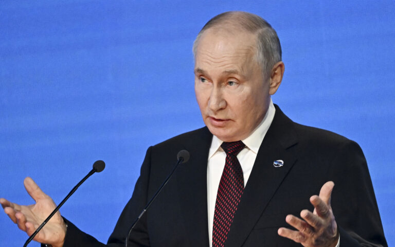 Ο Πούτιν δημιουργεί νέα επιχειρηματική ελίτ