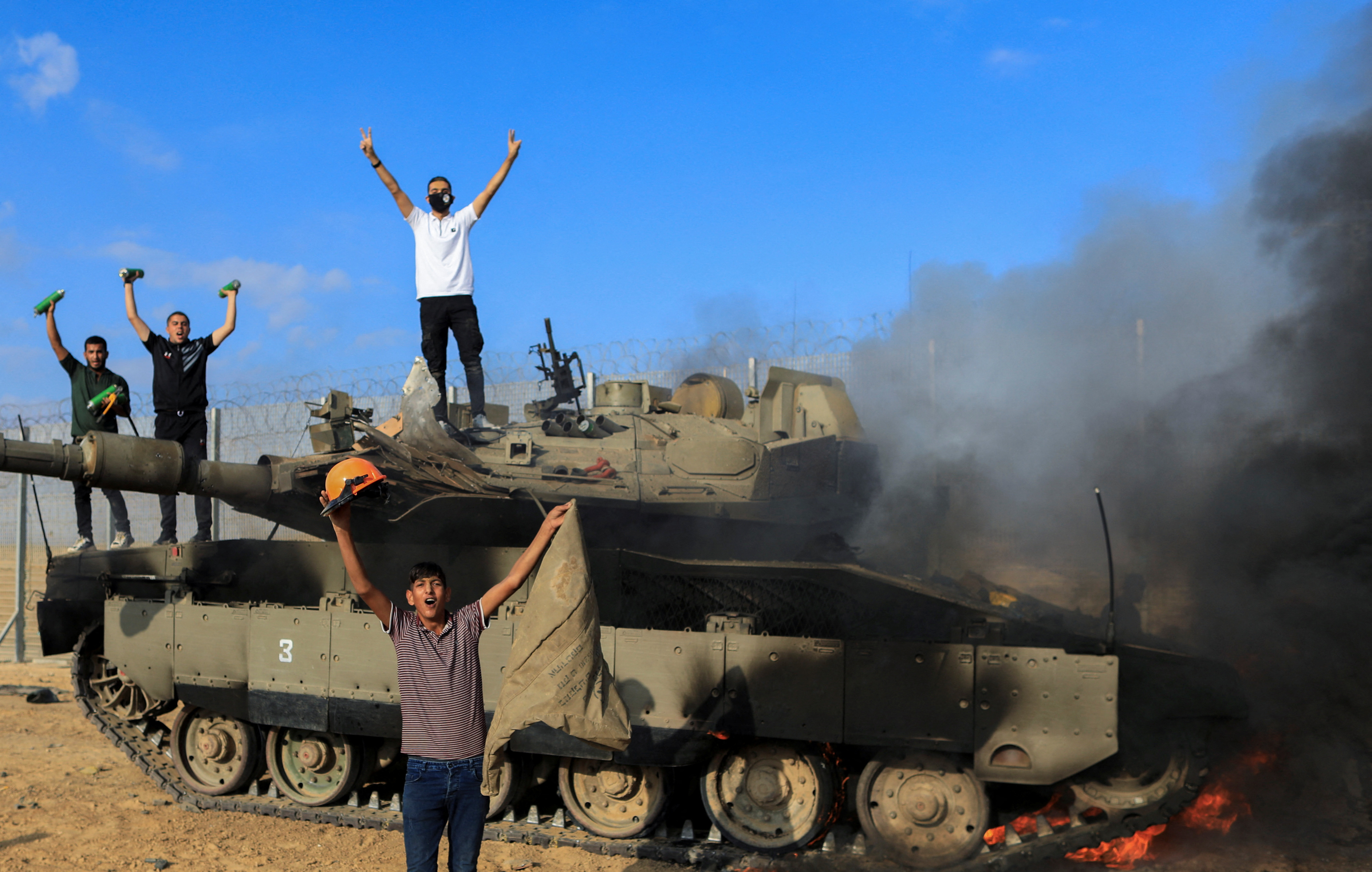 Το χρονικό της σύγκρουσης Ισραήλ – Παλαιστινίων στη Γάζα: Από την απόσυρση στρατευμάτων στην πολεμική ετοιμότητα-2