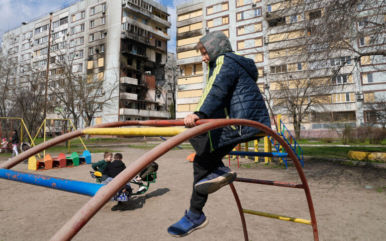 Επιστρέφουν στην Ουκρανία μέσω Κατάρ παιδιά που απήχθησαν από Ρώσους