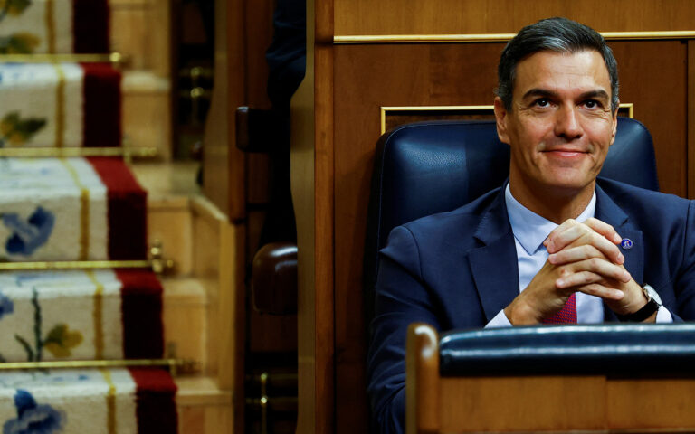Ισπανία: Πιο κοντά σε σχηματισμό κυβέρνησης ο Σάντσεθ – Συμφωνία Σοσιαλιστών και Αριστεράς