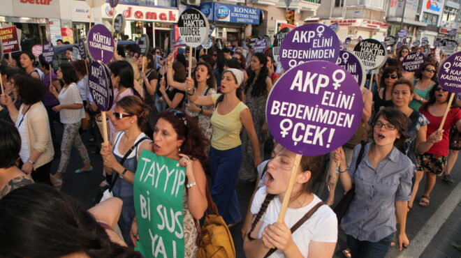 τουρκία-καταδικάστηκαν-γονείς-που-πά-562688353