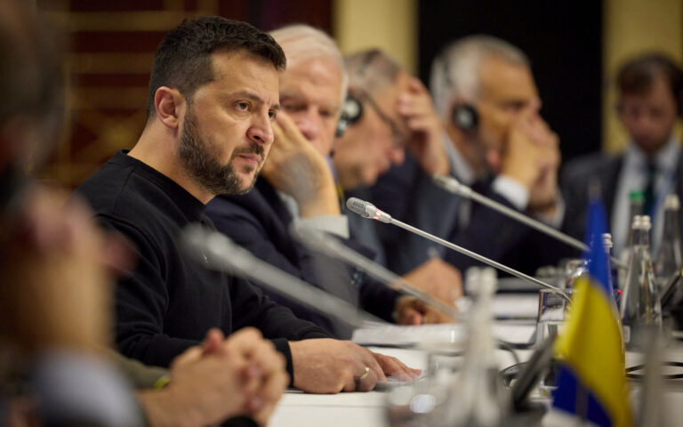 «Θέμα χρόνου» η ένταξη της Ουκρανίας στην Ε.Ε., είπε ο Ζελένσκι μετά την «ιστορική» συνάντηση