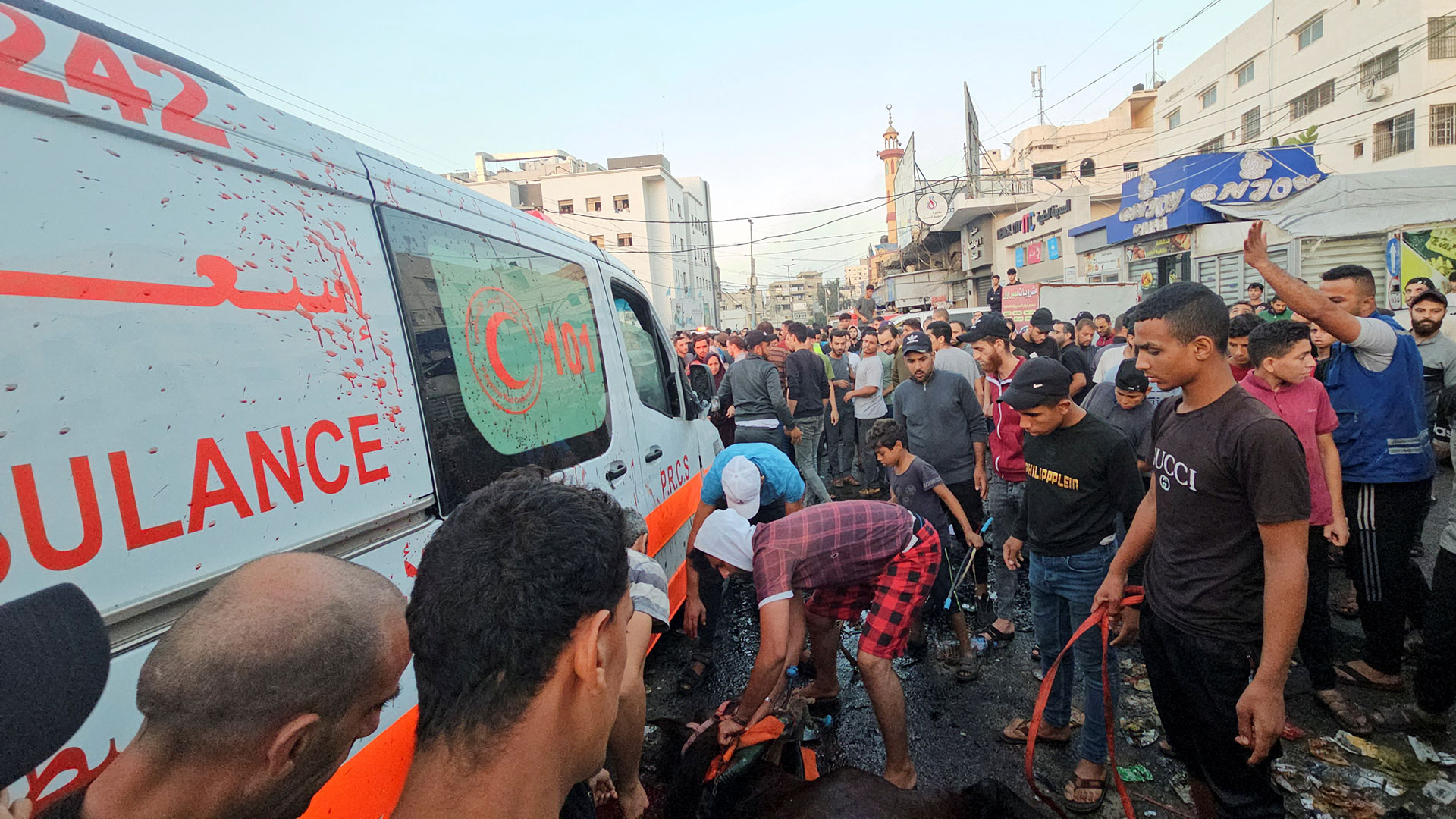 Γάζα: Πλήγμα σε ασθενοφόρα καταγγέλλει το υπουργείο Υγείας-1