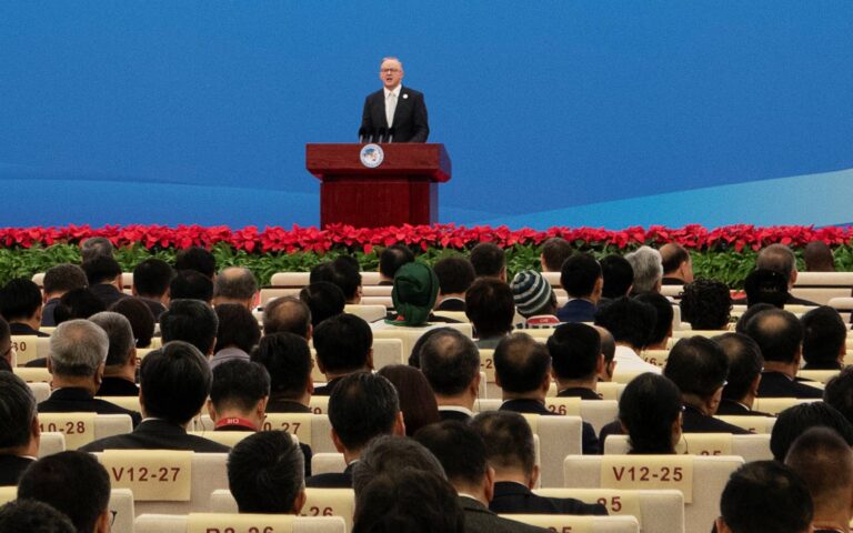 Αυστραλία: Στην Κίνα ο πρωθυπουργός για την εξομάλυνση των διμερών σχέσεων