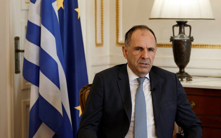 Γεραπετρίτης στο Reuters: Αξιόπιστος και έντιμος διαμεσολαβητής η Ελλάδα στη Μέση Ανατολή