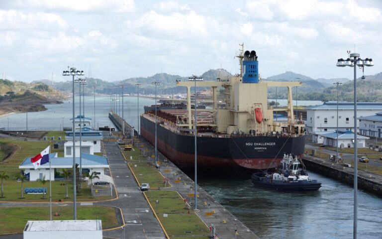 Διώρυγα του Παναμά: Η ξηρασία μειώνει τις διελεύσεις πλοίων