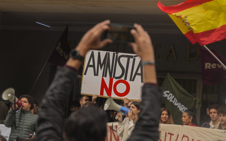 Ισπανία: Το Λαϊκό Κόμμα ζητά παρέμβαση της Ε.Ε. για την αμνηστία Καταλανών