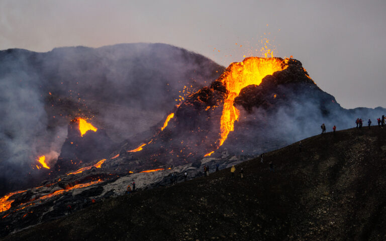 Ισλανδία: Πόσο πιθανή είναι μια ηφαστειακή έκρηξη και τι θα συνεπάγεται