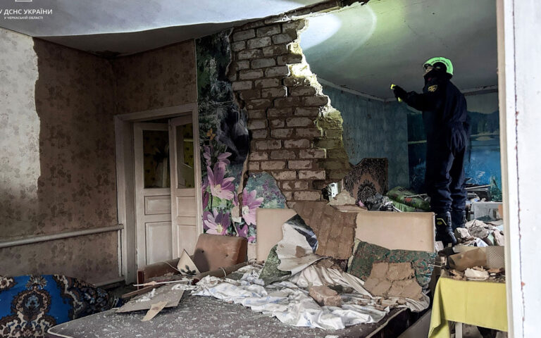 Ουκρανία: Μεγαλώνει η λίστα των θυμάτων – Στους 31 οι νεκροί από τις ρωσικές επιθέσεις