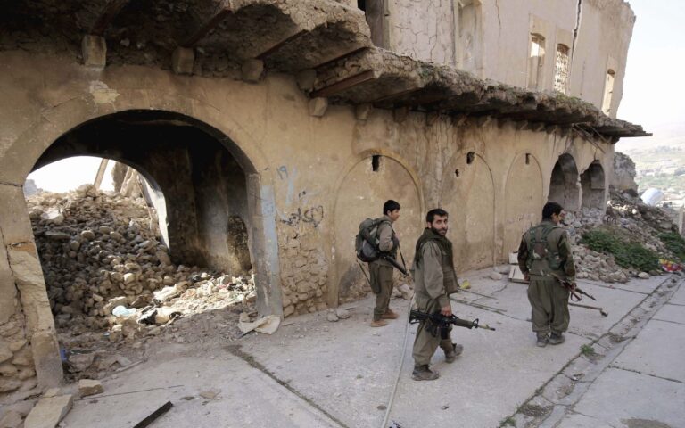 Δεκάδες Τούρκοι στρατιώτες και μαχητές του PKK νεκροί σε συγκρούσεις στο βόρειο Ιράκ