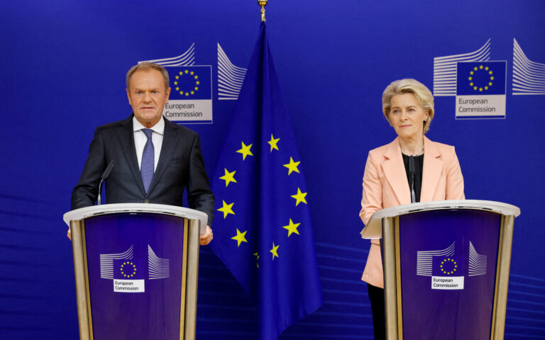 Η Ευρωπαϊκή Ενωση «ξεπαγώνει» κονδύλια για την Πολωνία του Τουσκ