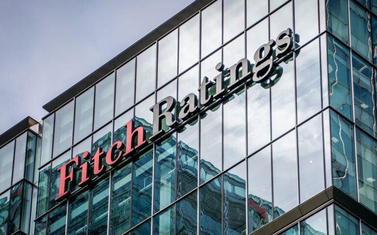Fitch: Αναβάθμισε το outlook των τεσσάρων συστημικών τραπεζών