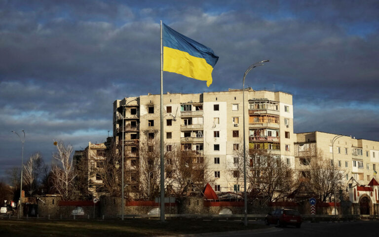 Αρθρο επτά πρέσβεων στην «Κ»: Στηρίζουμε ακλόνητα το Κίεβο