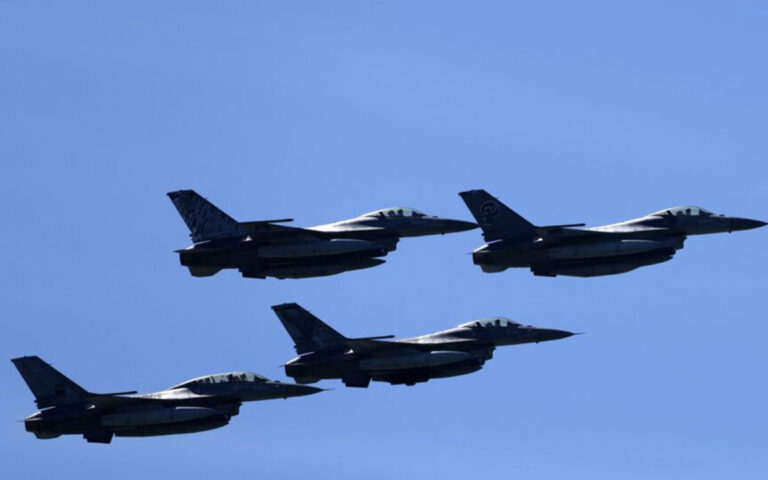 Αμερικανός πρέσβης στην Αγκυρα: «Μάλλον δεν θα χρειαστεί ψηφοφορία στο Κογκρέσο για τα F-16»
