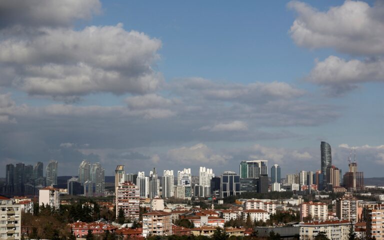 Η Τουρκία ψάχνει ξένους επενδυτές για μεγάλα έργα υποδομών